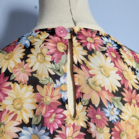 Unbranded 2X Gold Pink Blue Floral Rayon Chiffon Shortsleeve Lightweight Blouse - Picture 8 of 9